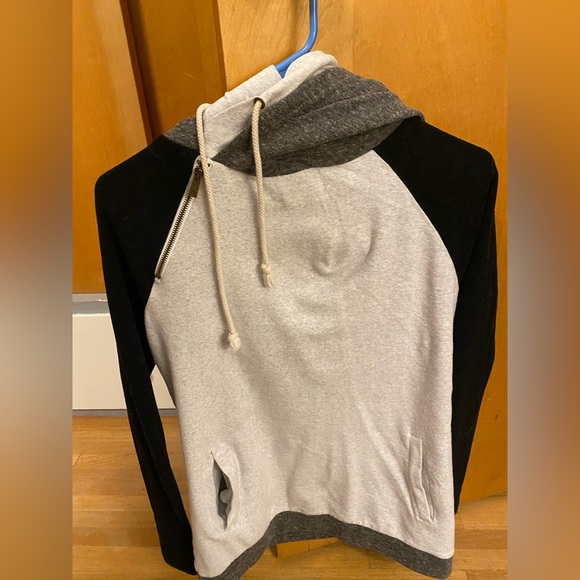 AMPERSAND AVE Tops - Ampersand double hood